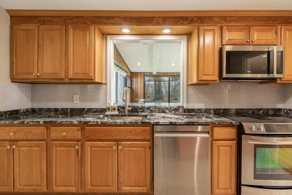 4 bed, 2 bath apartment for rent at 15 Winchester Dr Unit -, Lexington — photo 17 of 33