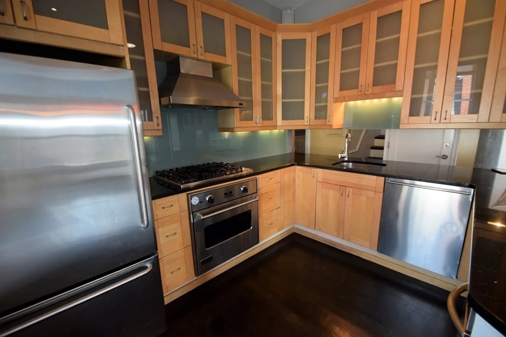 3 bed, 1 bath apartment for rent at 15 Worcester St Unit 4, South End — photo 5 of 11