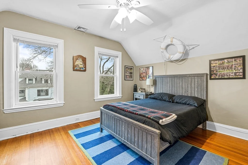 5 bed, 3 bath apartment for rent at 15 Yale St, Winchester — photo 31 of 42
