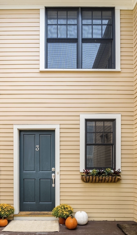 1 bed, 1 bath apartment for rent at 15 York Pl Unit 3, Wellington-Harrington — photo 10 of 10