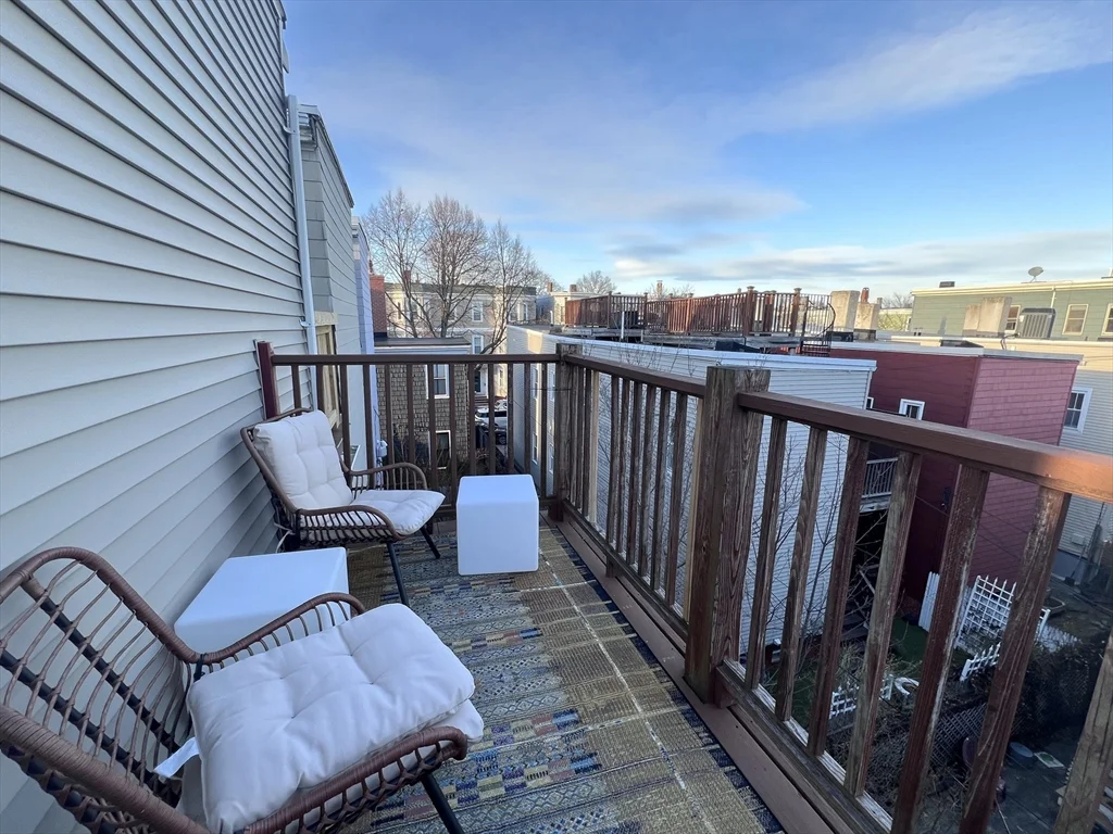 2 bed, 1 bath apartment for rent at 150-1/2 M St Unit 3, South Boston — photo 24 of 24