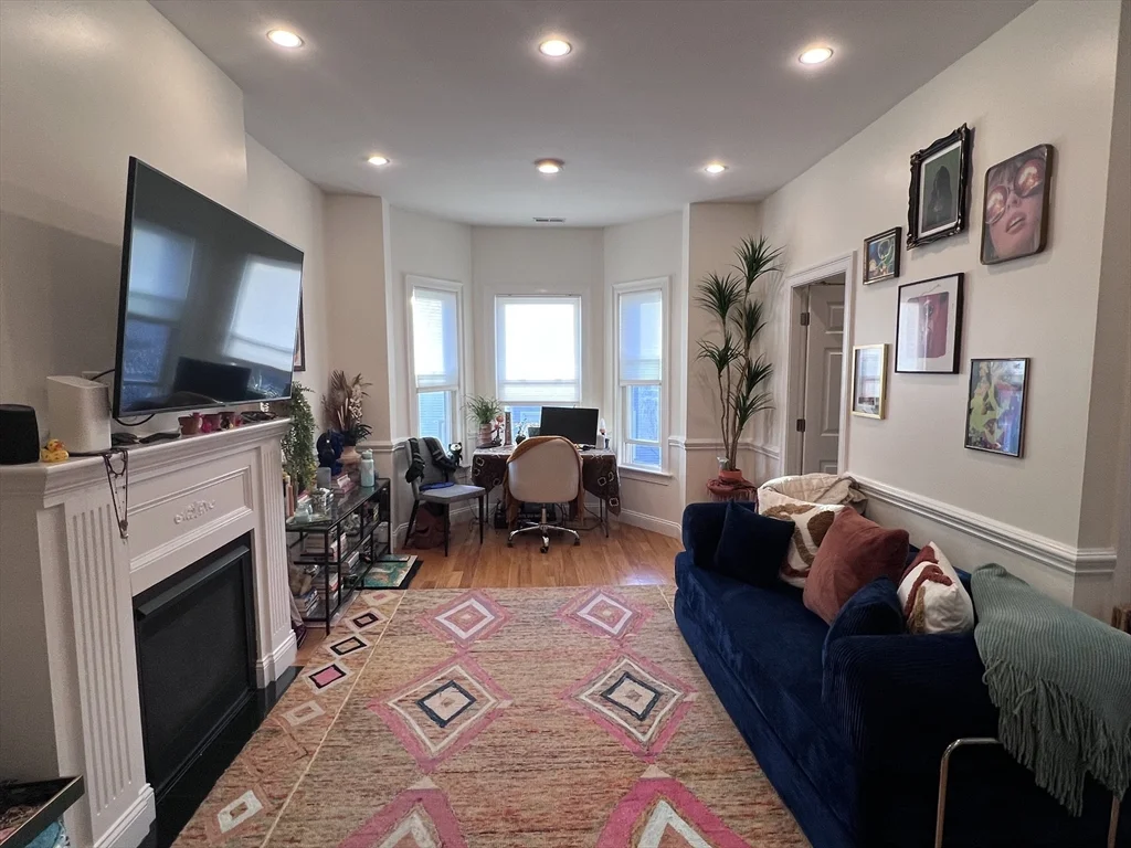 2 bed, 1 bath apartment for rent at 150-1/2 M St Unit 3, South Boston — photo 7 of 24