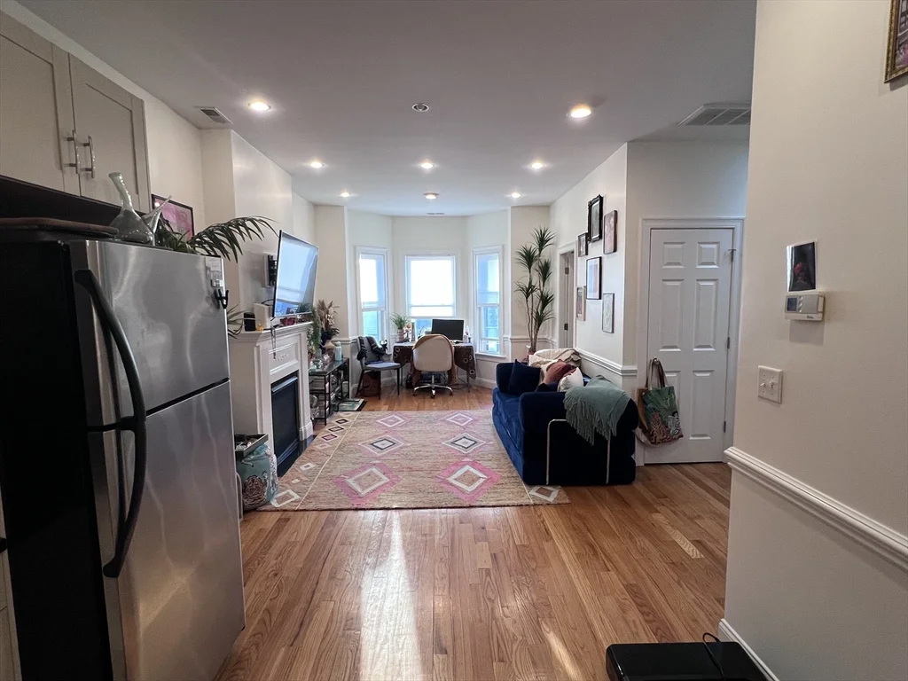 2 bed, 1 bath apartment for rent at 150-1/2 M St Unit 3, South Boston — photo 22 of 24