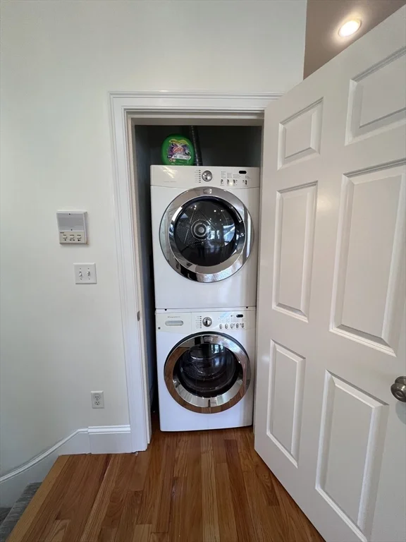 2 bed, 1 bath apartment for rent at 150-1/2 M St Unit 3, South Boston — photo 14 of 24