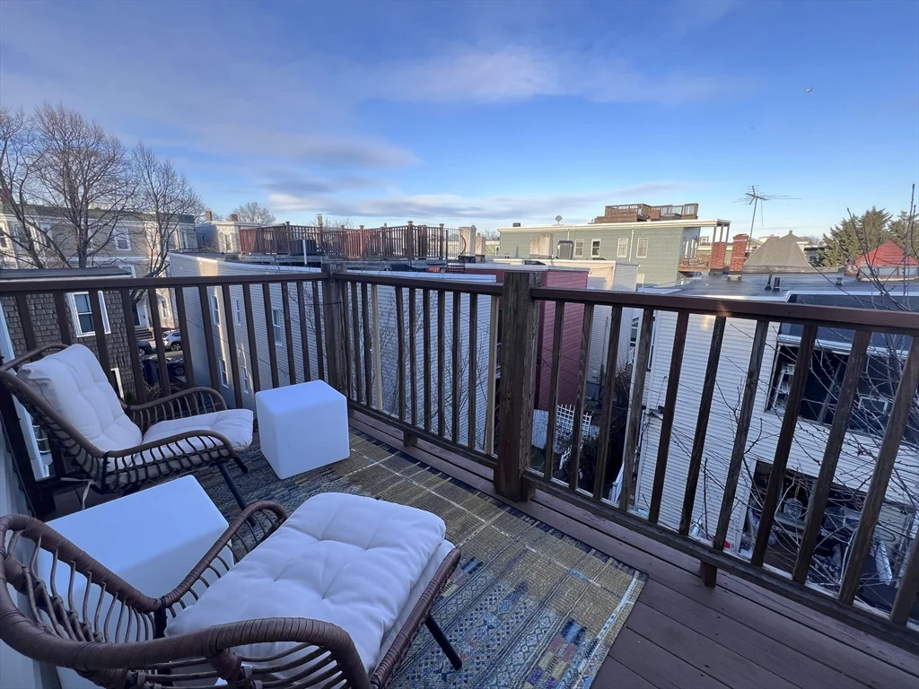 2 bed, 1 bath apartment for rent at 150-1/2 M St Unit 3, South Boston — photo 1 of 24