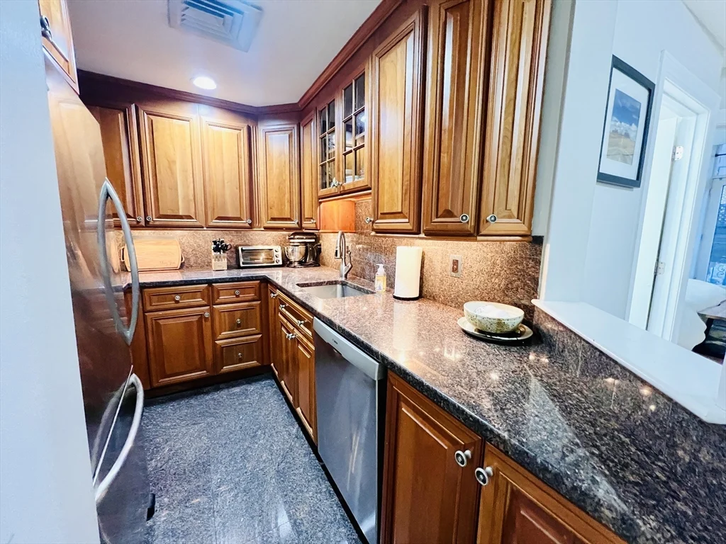 2 bed, 1 bath apartment for rent at 150 Appleton St Unit 1E, South End — photo 11 of 35
