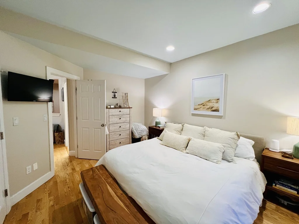 2 bed, 1 bath apartment for rent at 150 Appleton St Unit 1E, South End — photo 19 of 35