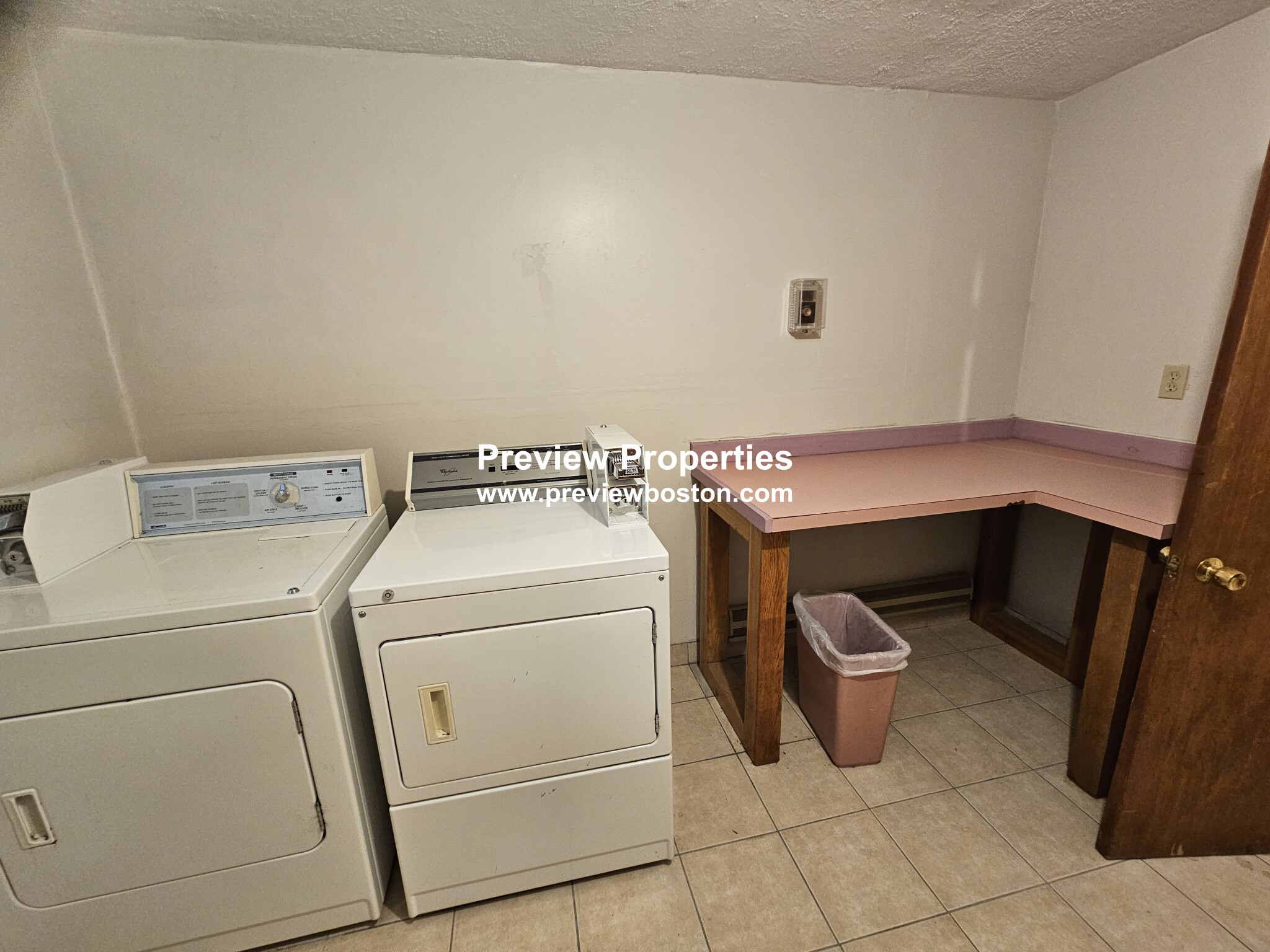2 bed, 1 bath apartment for rent at 150 Barham Ave Unit 2, Quincy — photo 10 of 11