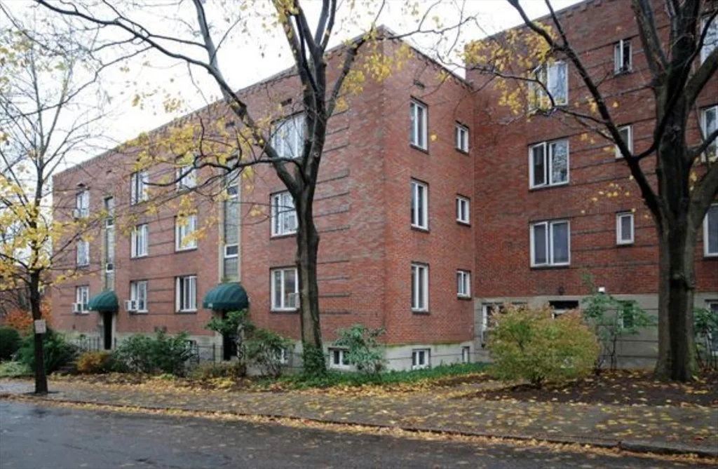 1 bed, 1 bath apartment for rent at 150 Beaconsfield Rd Unit 1, Brookline Hills — photo 7 of 7