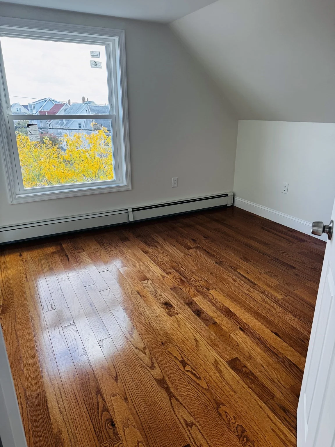 5 bed, 1 bath apartment for rent at 150 Bradford St Unit 2, Everett — photo 14 of 21