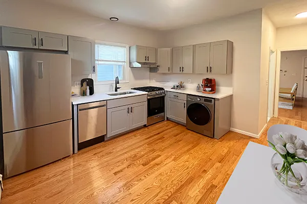 1 bed, 1 bath apartment for rent at 150 Brown St Unit 1R, South Side — photo 2 of 10