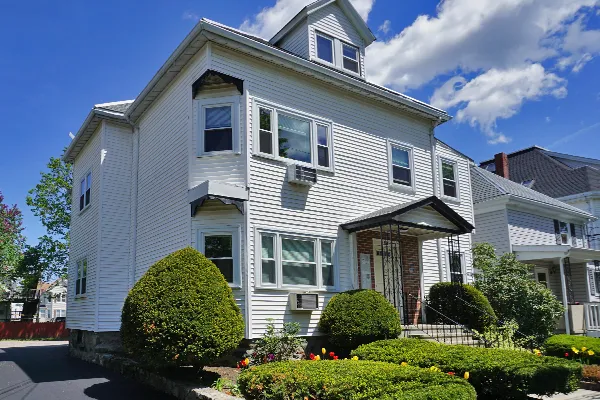 1 bed, 1 bath apartment for rent at 150 Brown St Unit 1R, South Side