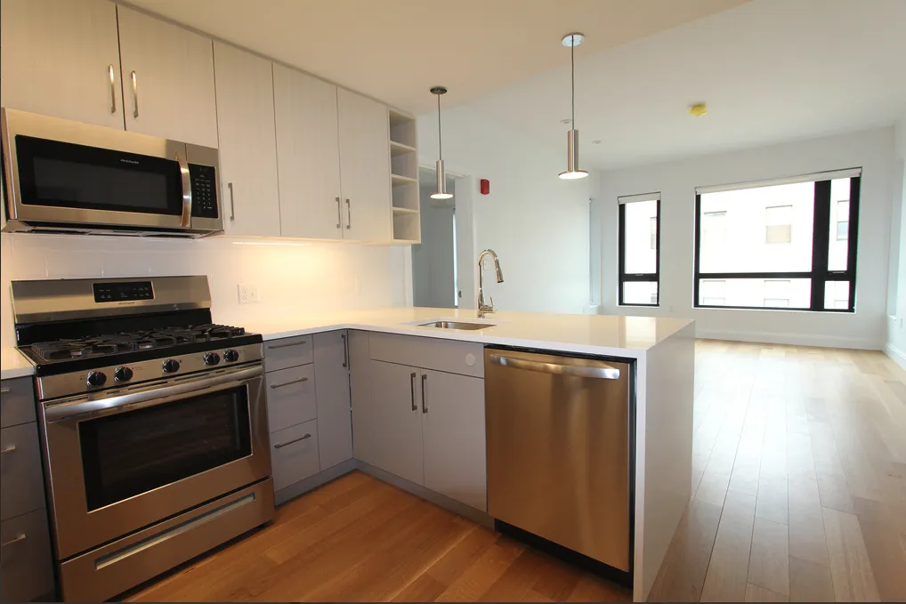 3 bed, 2 bath apartment for rent at 150 Camden St Unit 406D, Roxbury — photo 11 of 17