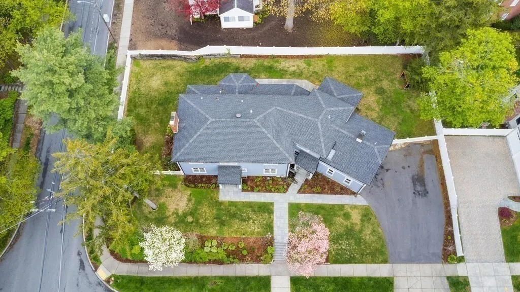 6 bed, 6 bath apartment for rent at 150 Country Club Rd Unit 1, Oak Hill — photo 36 of 39