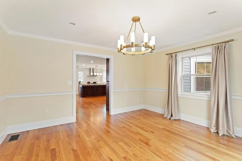 6 bed, 6 bath apartment for rent at 150 Country Club Rd Unit 1, Oak Hill — photo 8 of 39