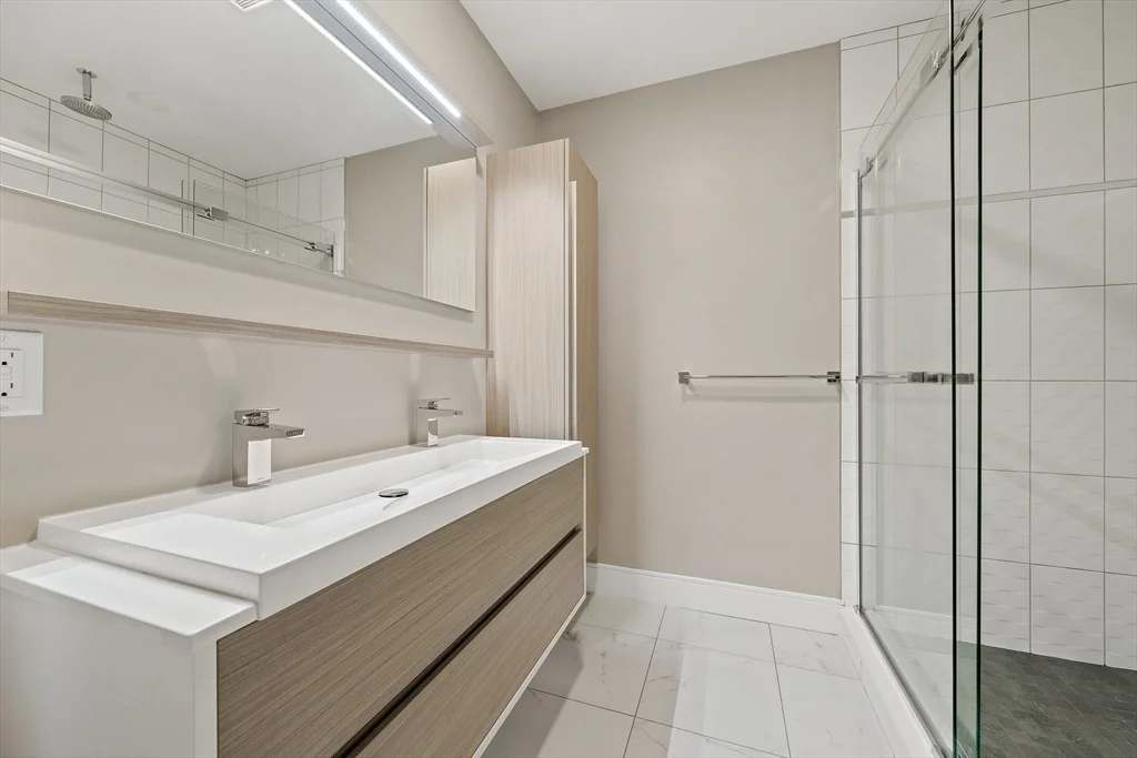 1 bed, 1 bath apartment for rent at 150 Dorchester Ave, Unit 410, South Boston — photo 14 of 26