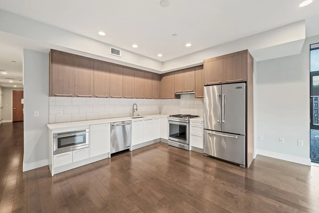 1 bed, 1 bath apartment for rent at 150 Dorchester Ave, Unit 410, South Boston — photo 7 of 26