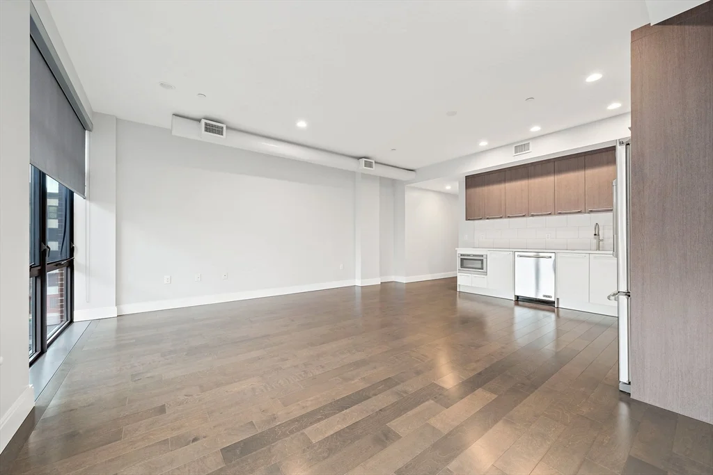 1 bed, 1 bath apartment for rent at 150 Dorchester Ave, Unit 410, South Boston — photo 10 of 26
