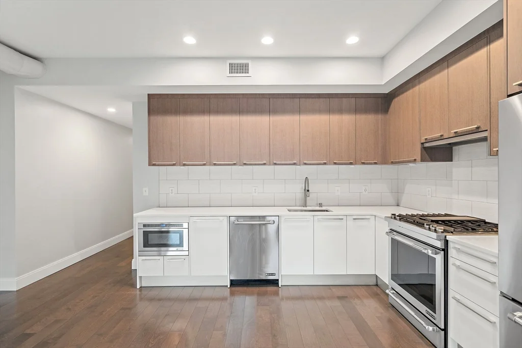 1 bed, 1 bath apartment for rent at 150 Dorchester Ave, Unit 410, South Boston — photo 6 of 26