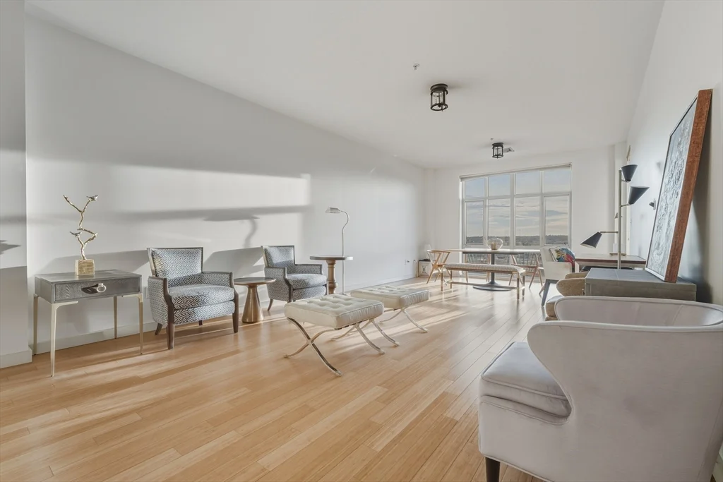 1 bed, 1 bath apartment for rent at 150 Dorchester Ave Unit 607, South Boston — photo 3 of 13