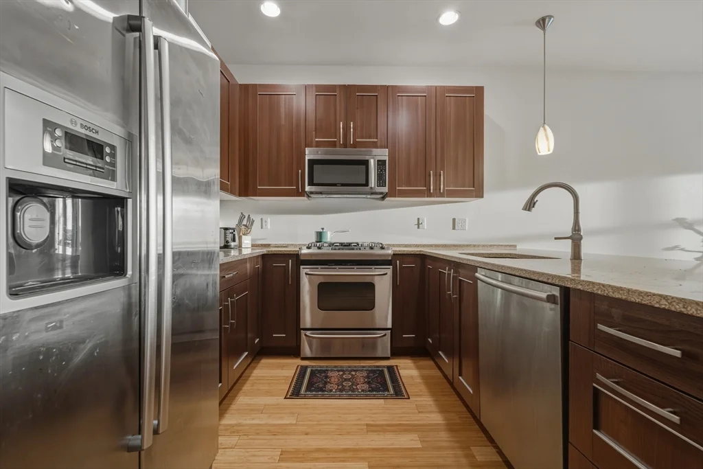 1 bed, 1 bath apartment for rent at 150 Dorchester Ave Unit 607, South Boston — photo 5 of 13