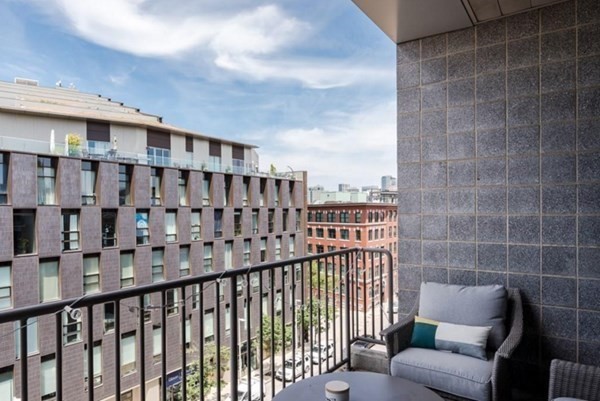 2 bed, 1 bath apartment for rent at 150 Dorchester Ave Unit 608, South Boston — photo 4 of 27