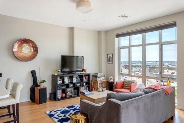 2 bed, 1 bath apartment for rent at 150 Dorchester Ave Unit 608, South Boston — photo 5 of 27
