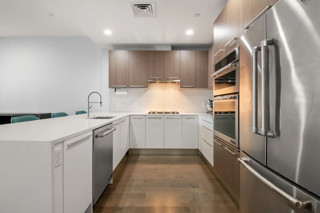 2 bed, 2 bath apartment for rent at 150 Dorchester Ave Unit 611, South Boston — photo 9 of 38