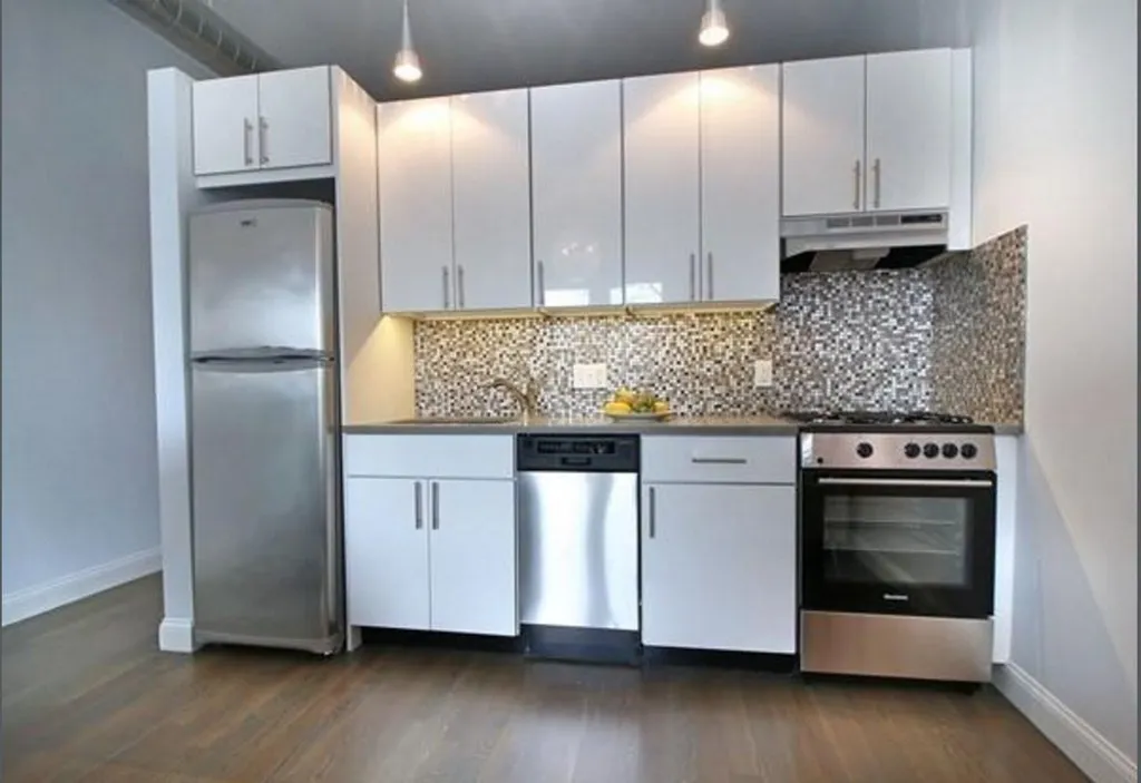 1 bed, 1 bath apartment for rent at 150 Green St Unit 1A, Melrose — photo 3 of 6