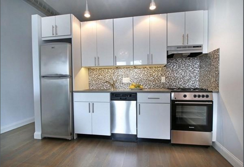 2 bed, 2 bath apartment for rent at 150 Green St Unit 2A, Melrose — photo 3 of 12