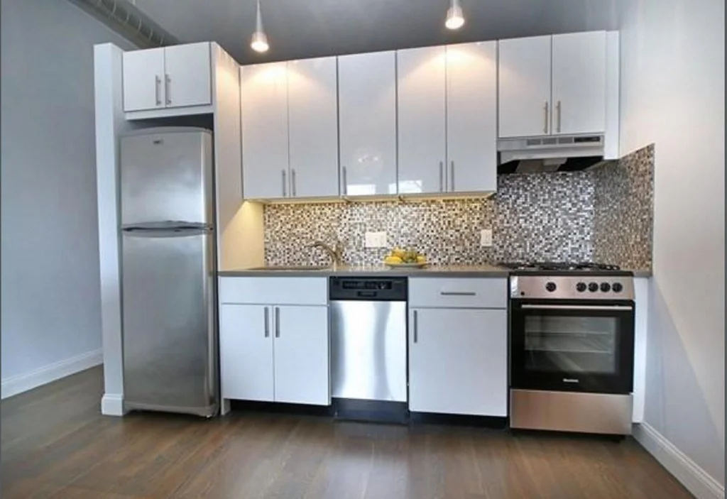 1 bed, 1 bath apartment for rent at 150 Green St Unit 2C, Melrose — photo 3 of 6