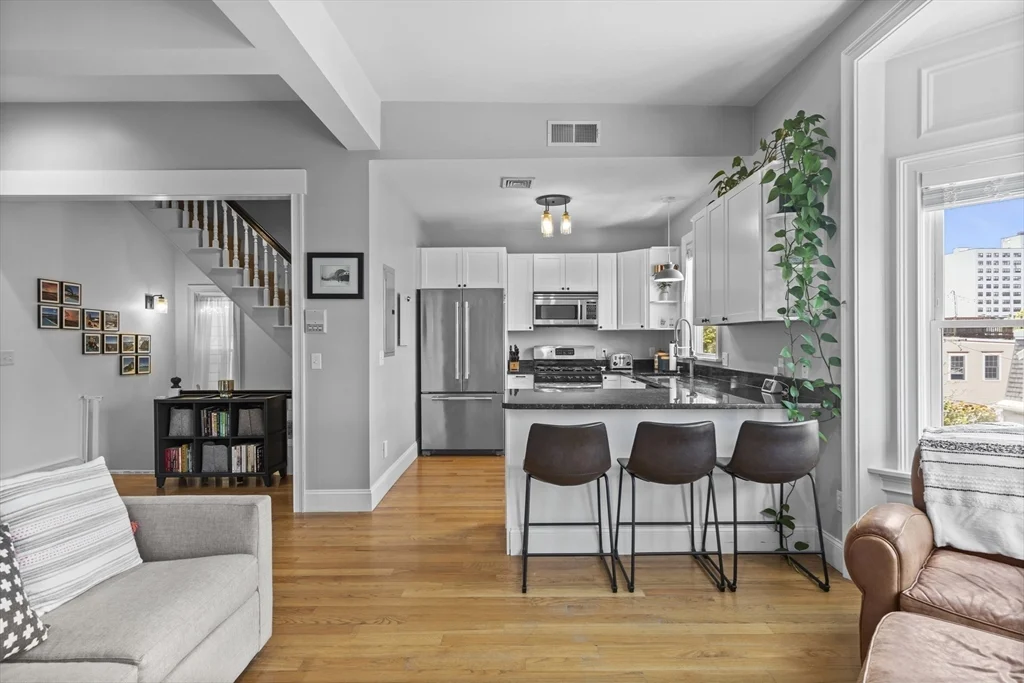 2 bed, 2 bath apartment for rent at 150 H St Unit 3, Boston — photo 3 of 17