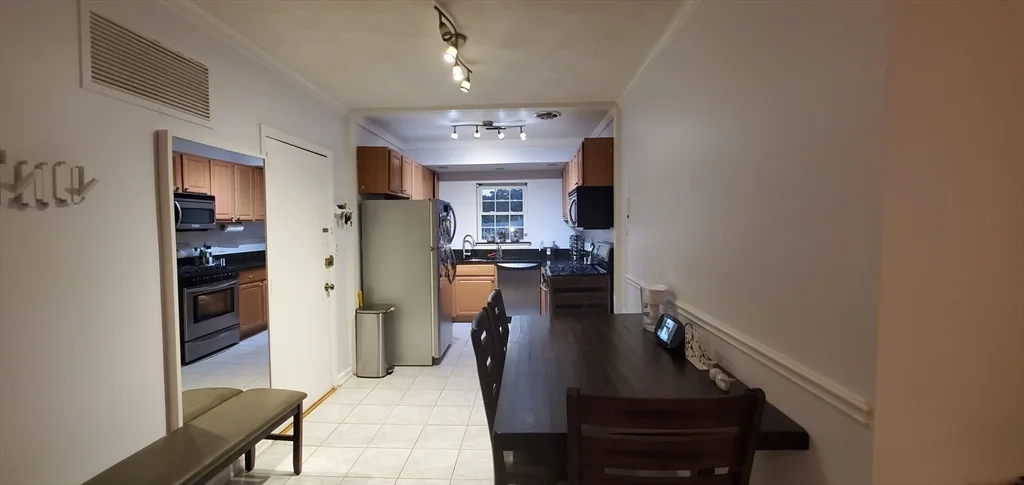3 bed, 2 bath apartment for rent at 150 Kenrick St Unit 4, Brighton — photo 7 of 13