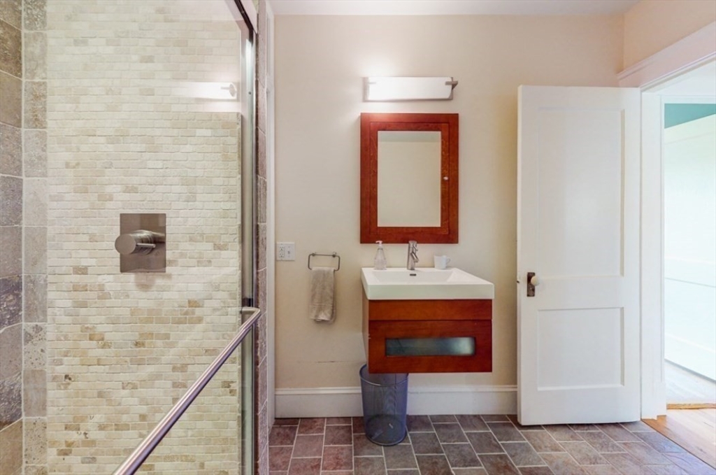 2 bed, 2 bath apartment for rent at 150 Lakeview Ave Unit 2, West Cambridge — photo 21 of 30