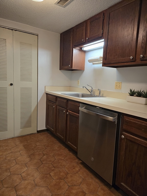 1 bed, 1 bath apartment for rent at 150 Lewis St Unit 206, Lynn — photo 11 of 14