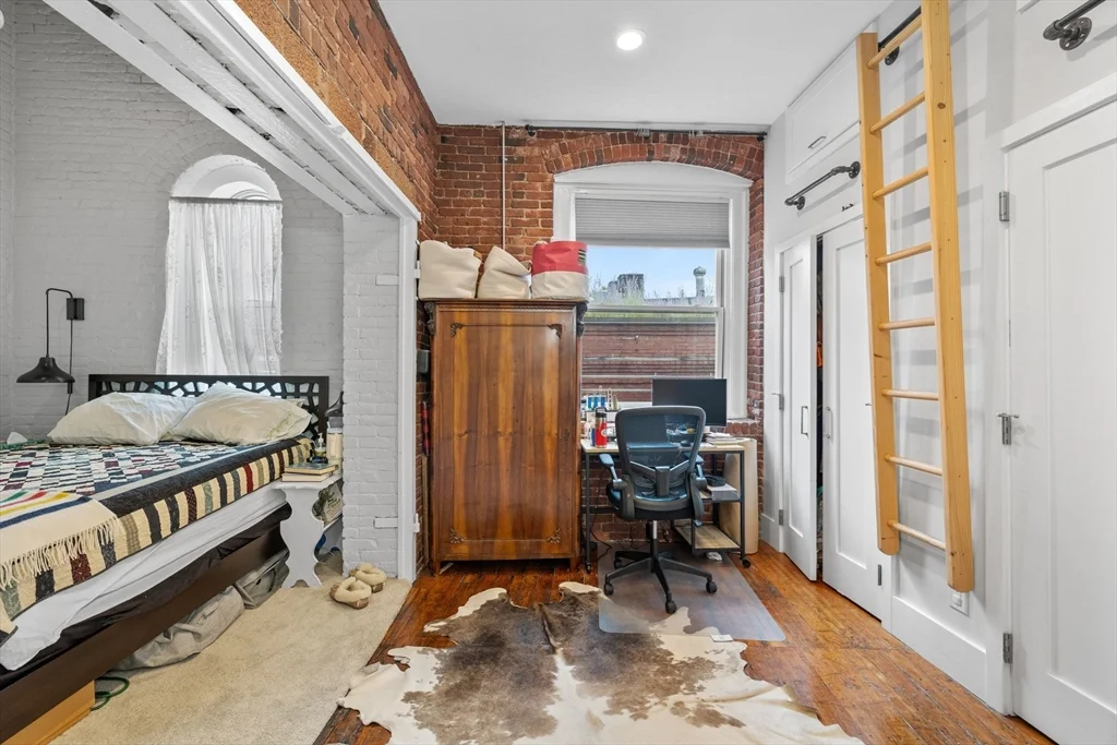 3 bed, 2 bath apartment for rent at 150 Lincoln St Unit 6A, Leather District — photo 11 of 15