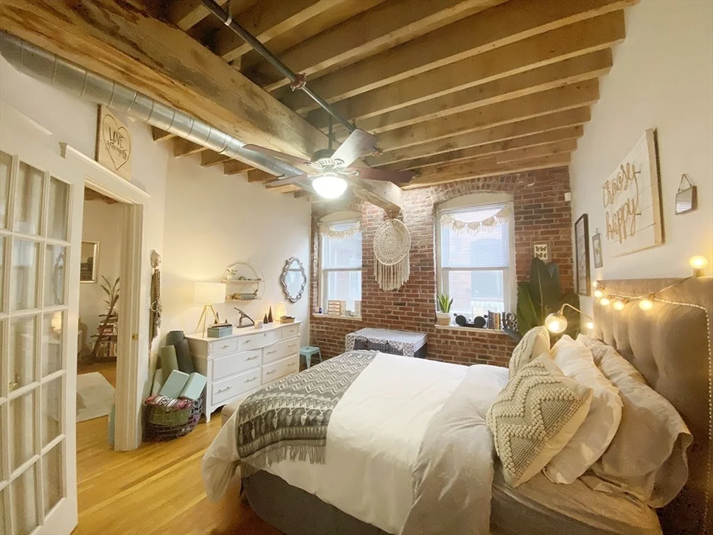 1 bed, 1 bath apartment for rent at 150 Liverpool St Unit 3, East Boston — photo 2 of 16