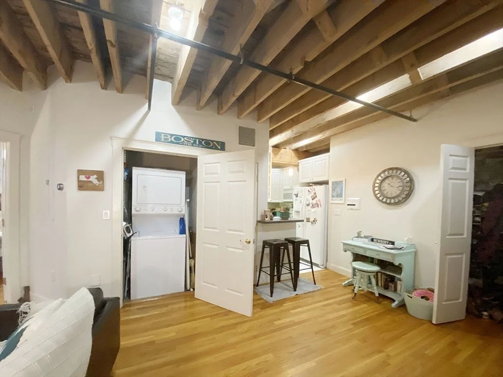 1 bed, 1 bath apartment for rent at 150 Liverpool St Unit 3, East Boston — photo 3 of 16