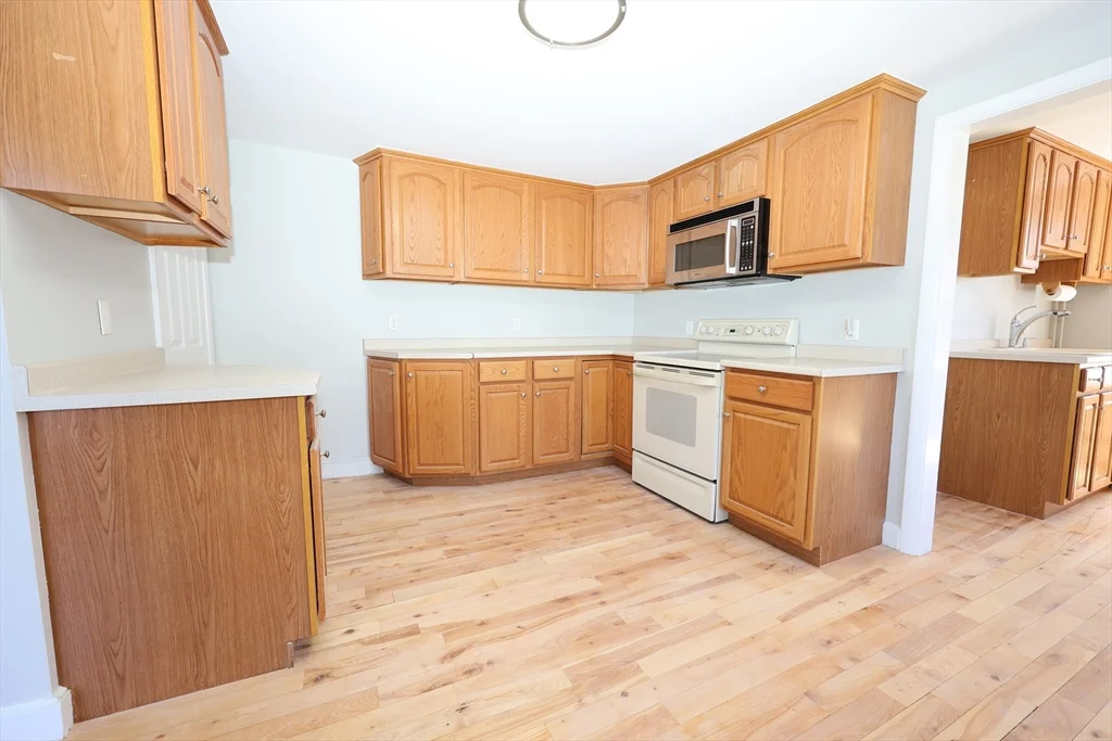 2 bed, 2 bath apartment for rent at 150 Neponset St Unit 150, Canton — photo 6 of 27