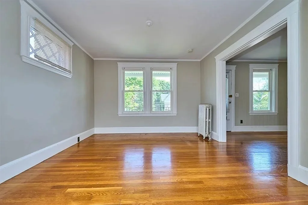 3 bed, 1 bath apartment for rent at 150 Nonantum St Unit 2, Brighton — photo 5 of 21