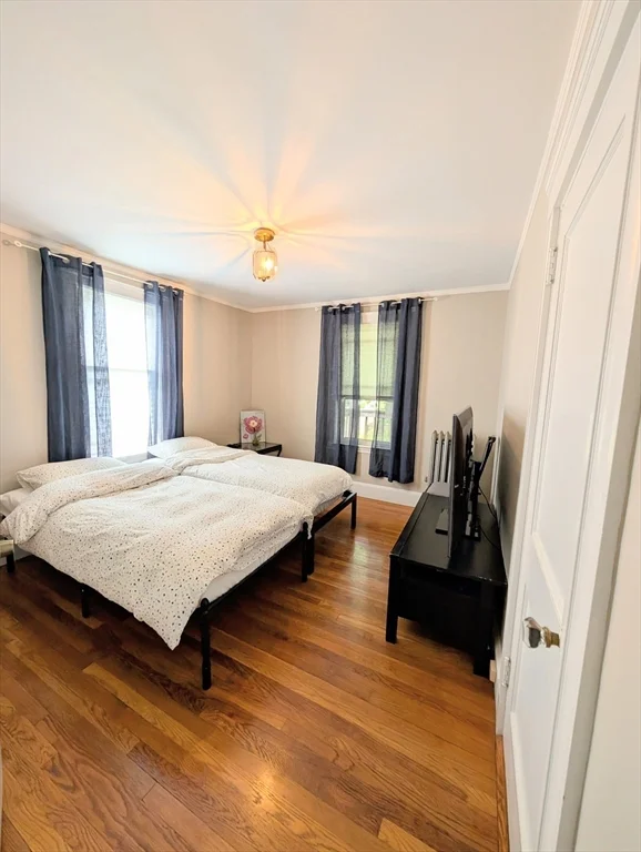 3 bed, 1 bath apartment for rent at 150 Nonantum St Unit 2, Brighton — photo 15 of 21