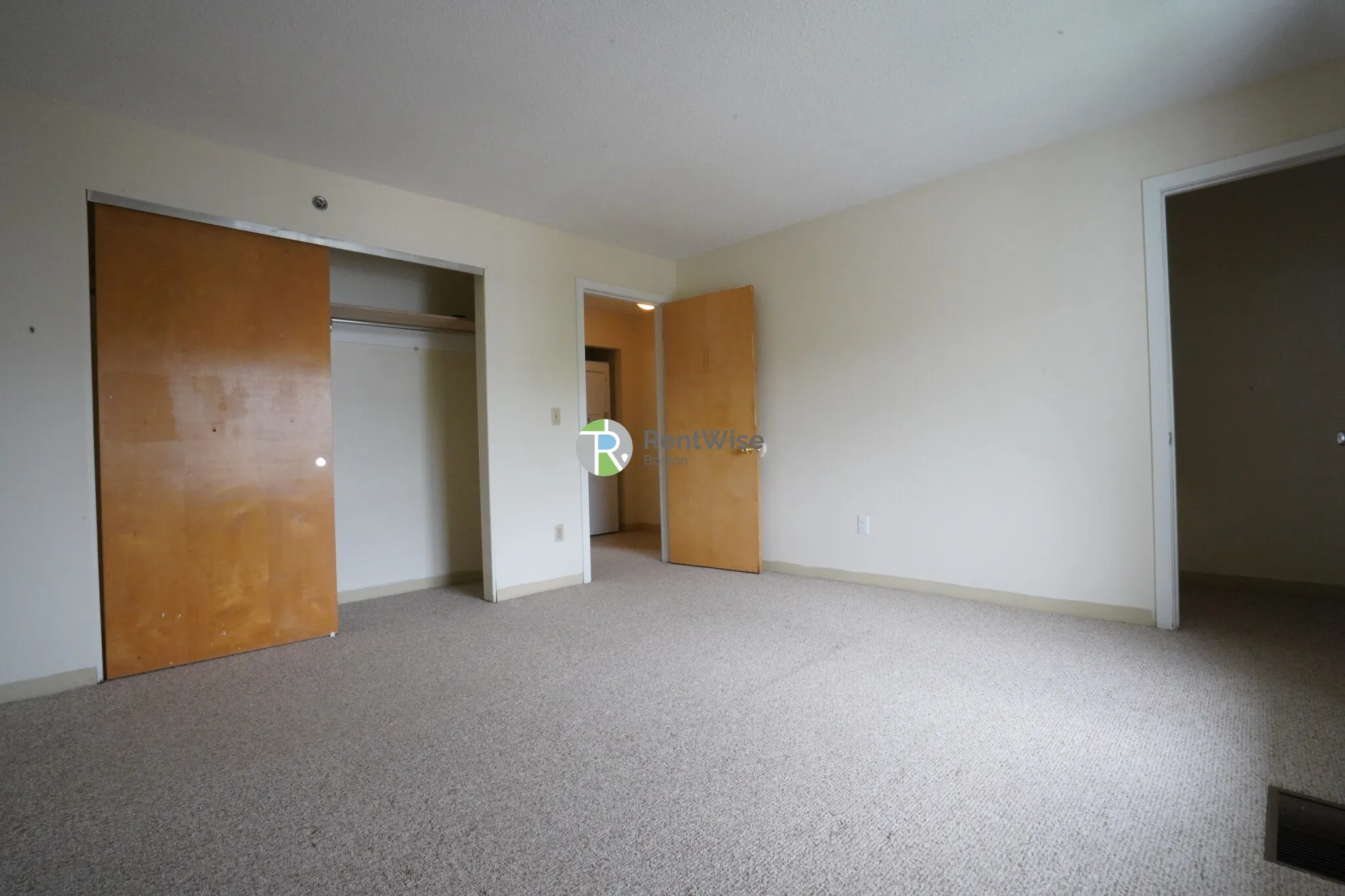 2 bed, 1.5 bath apartment for rent at 150 North Beacon St Unit A4, Oak Square — photo 14 of 18