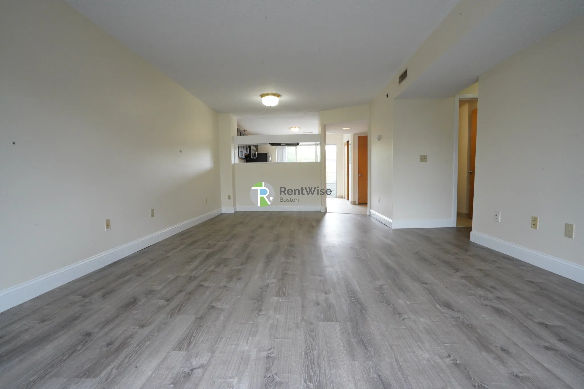 2 bed, 1.5 bath apartment for rent at 150 North Beacon St Unit A4, Oak Square — photo 3 of 18