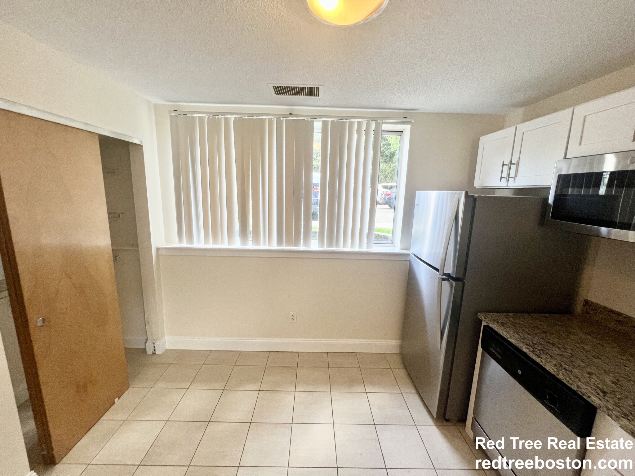 2 bed, 1.5 bath apartment for rent at 150 North Beacon St Unit B2, Brighton — photo 3 of 25