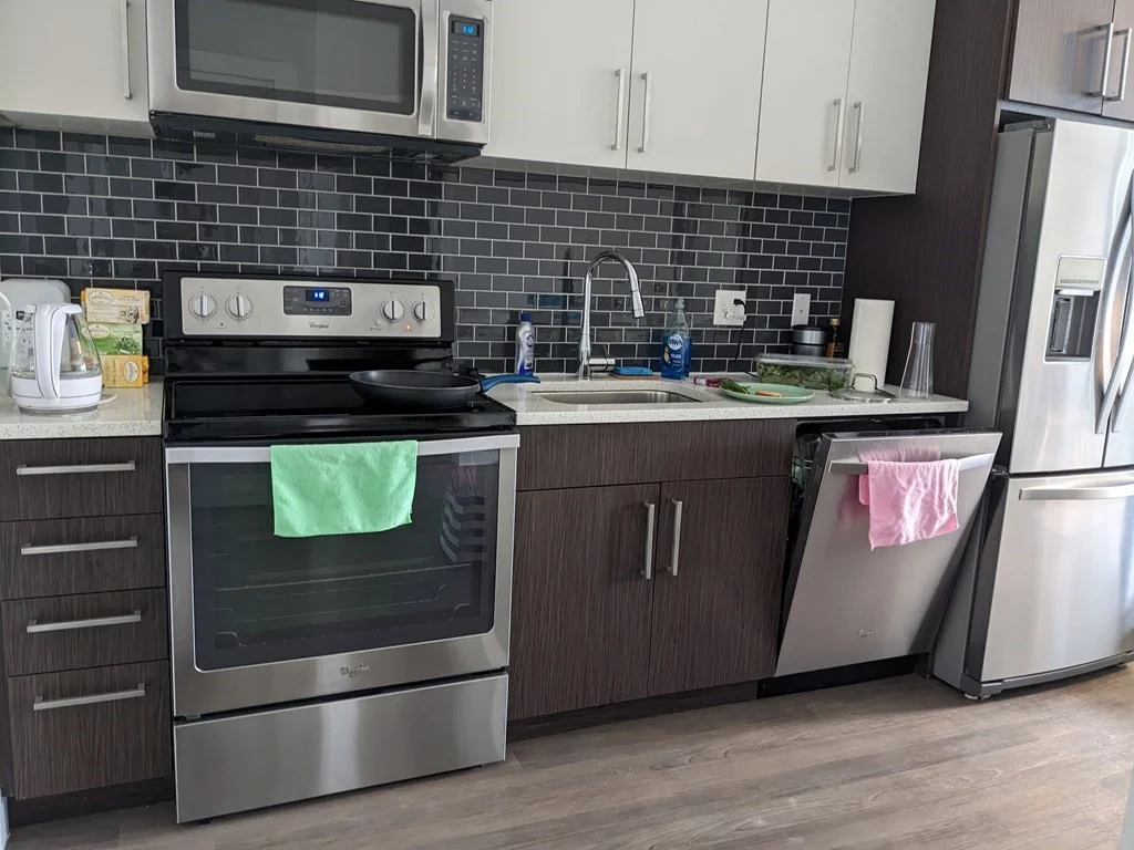 Studio bed, 1 bath apartment for rent at 150 Rivers Edge Unit 470, Medford — photo 3 of 6