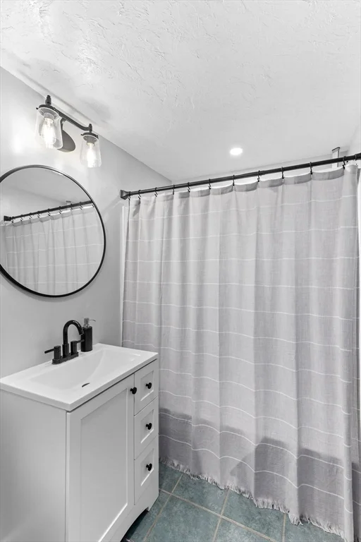 2 bed, 1 bath apartment for rent at 150 Rumford Ave Unit 123, Mansfield — photo 13 of 20