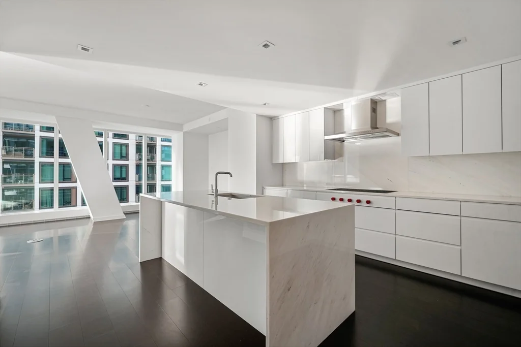 2 bed, 2 bath apartment for rent at 150 Seaport Blvd Unit 10G, Seaport District — photo 3 of 34