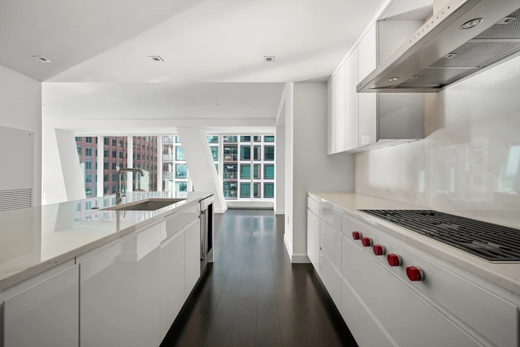 2 bed, 2 bath apartment for rent at 150 Seaport Blvd Unit 10G, Seaport District — photo 4 of 34