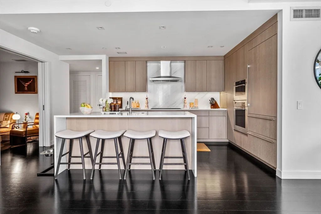 2 bed, 2 bath apartment for rent at 150 Seaport Blvd Unit 14B, Seaport District — photo 8 of 42