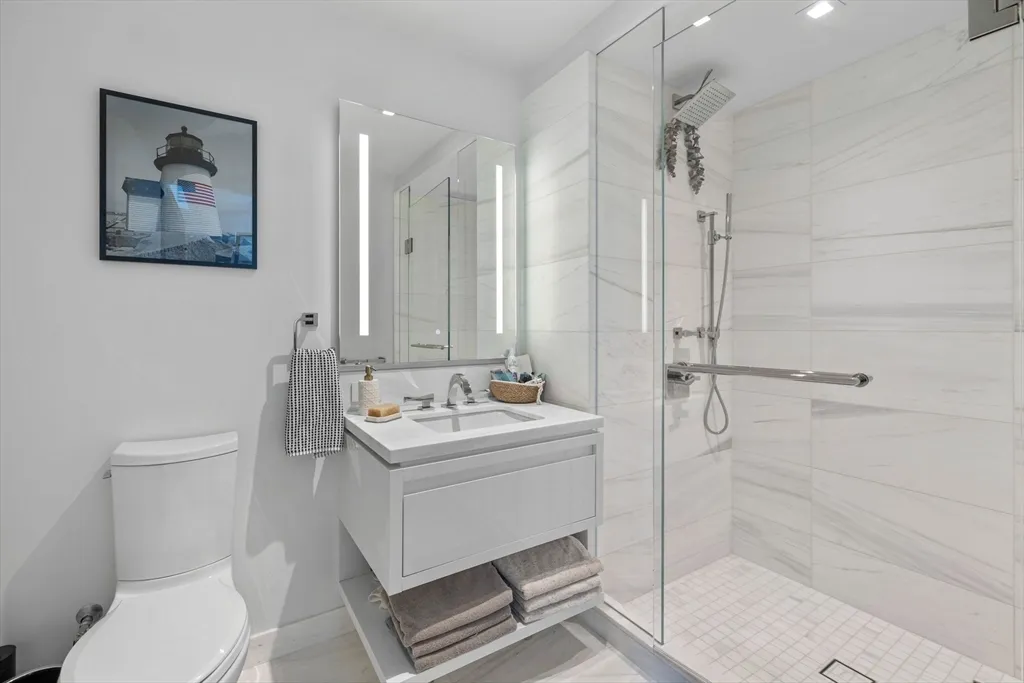 2 bed, 2 bath apartment for rent at 150 Seaport Blvd Unit 14B, Seaport District — photo 32 of 42